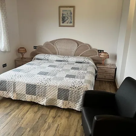 Cuatro Valles 乡村民宿 Naredo de Fenar